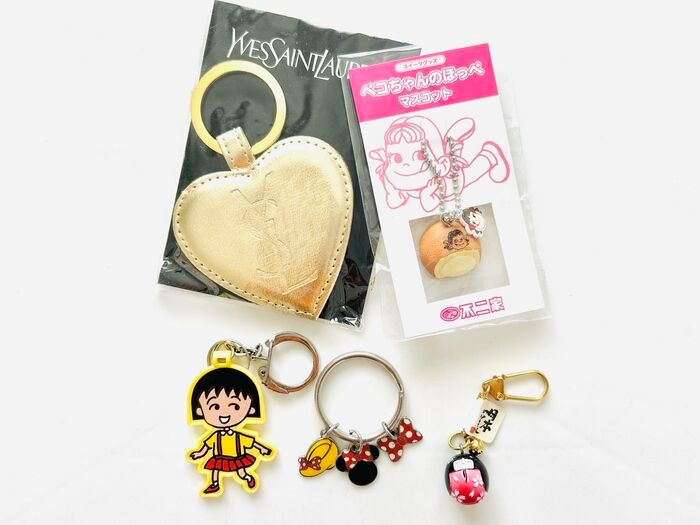 【メルカリで高く売れるゴミ10選】まさかの不用品がお金になる！？捨てちゃう前に今すぐチェック！