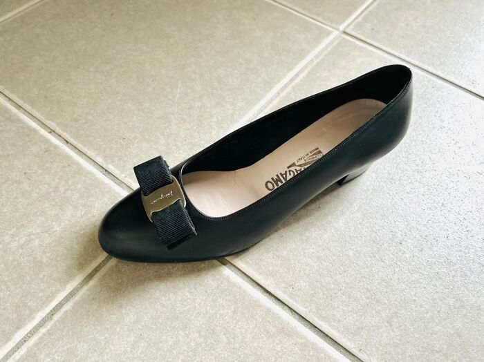 【メルカリで高く売れるゴミ10選】まさかの不用品がお金になる！？捨てちゃう前に今すぐチェック！