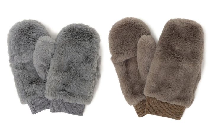 画像: 「フェイク ファー ミトン」各￥5,500 出典：シップス