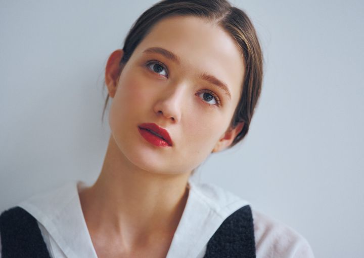 一気に今っぽい顔になれる！旬の深色リップ6選