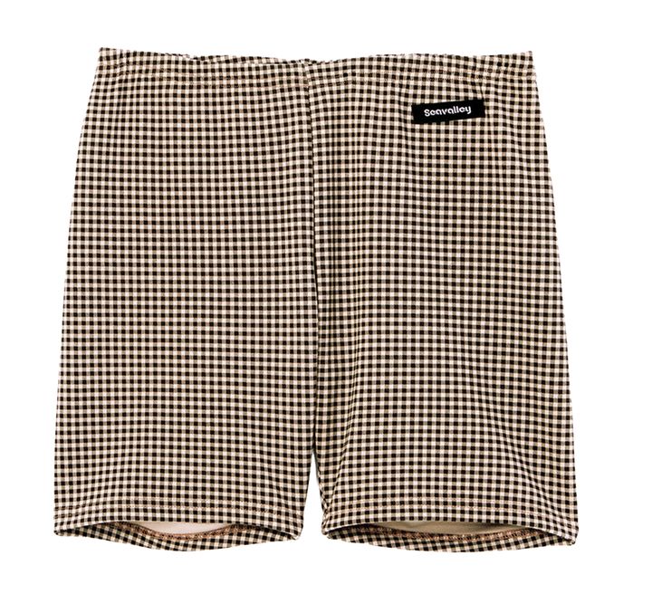 スタイリスト MOMOKO HARADA