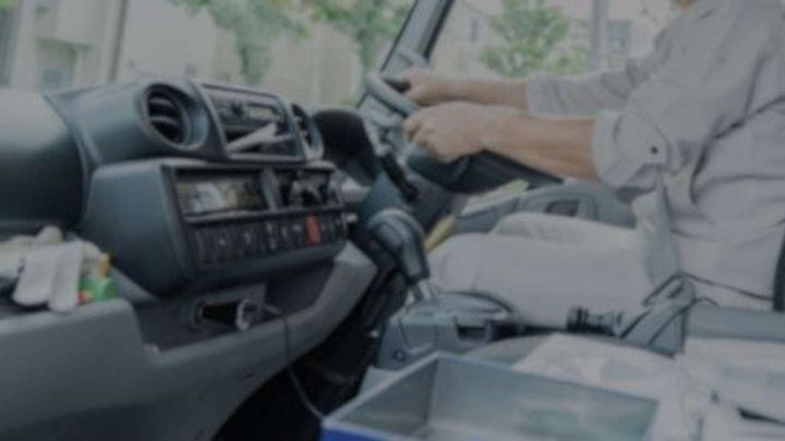 帰りは置いて行かれて...（画像はphotoAC）