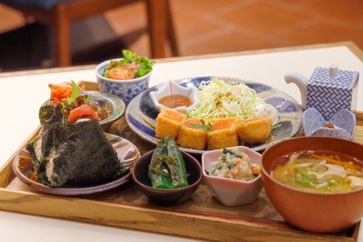 カスタマイズも楽しい和定食をヨーロッパ風の空間で♪名古屋「伏見町POPEYE」