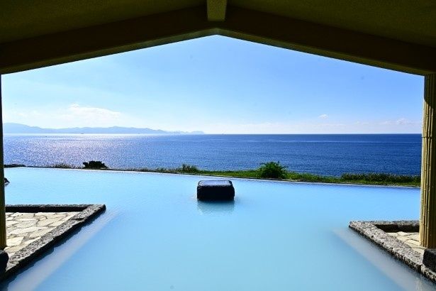 東シナ海の大海原が眼前に広がる 画像提供：指宿市農水商工観光部 観光施設管理課