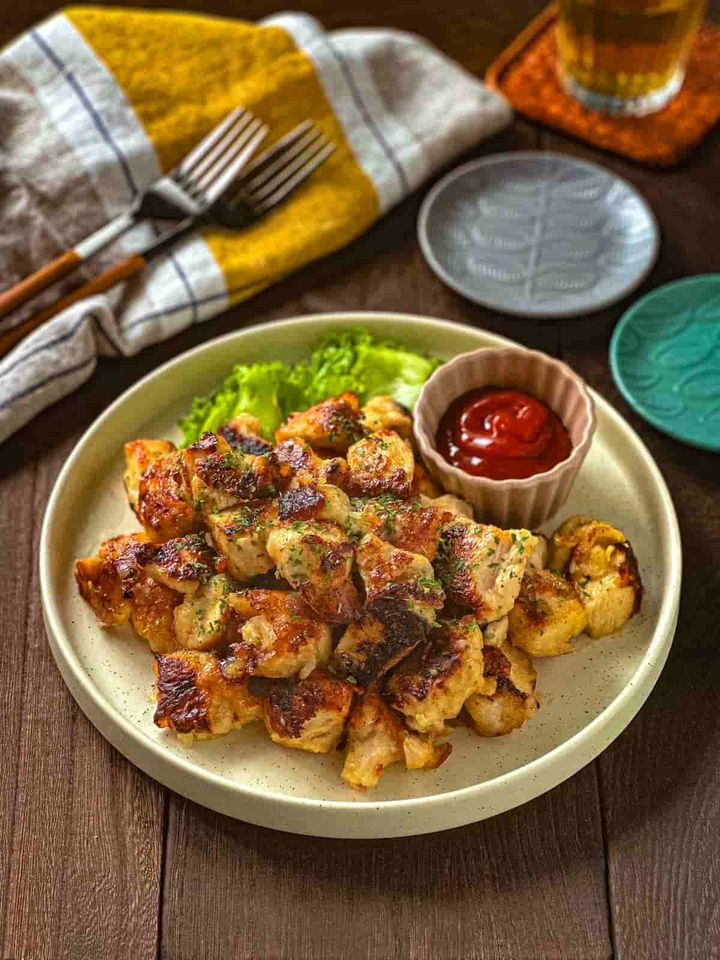 「漬けて焼くだけサイコロチキン」レシピ