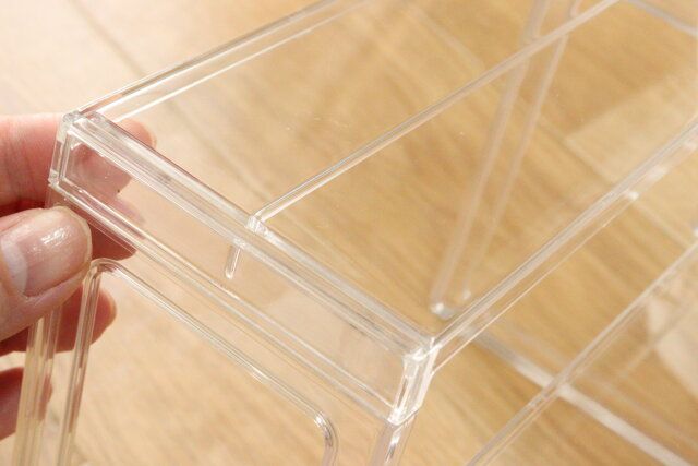 ダイソーのディスプレイステージ（ワイド、2段）組み立て1