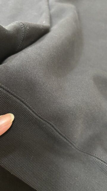 ユニクロスウェットオーバーサイズプルパーカの生地感