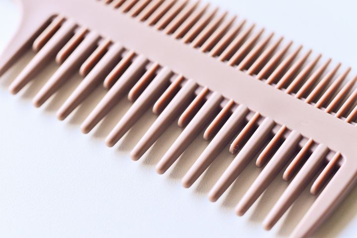 【100均】のヘアコームおすすめ10選！セリア・ダイソー・キャンドゥ
