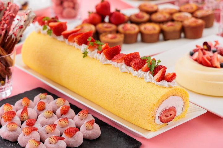 【～花時～】あまおうのロールケーキ