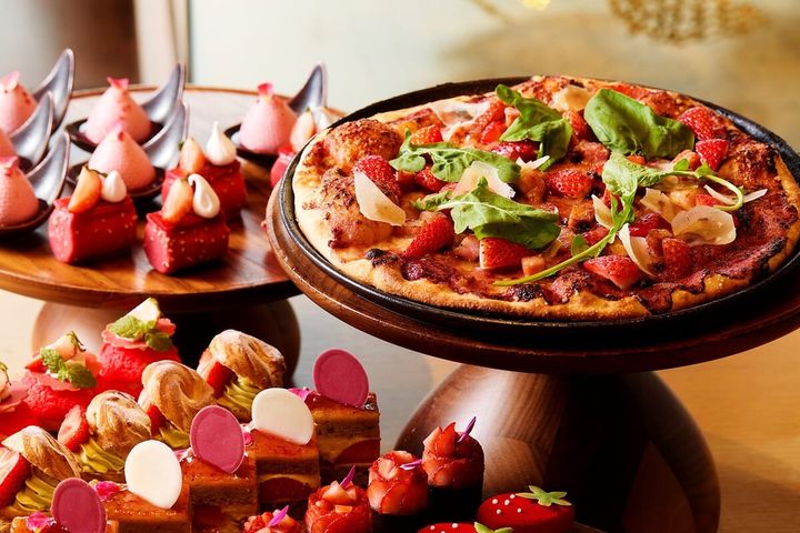 アフタヌーンブッフェ「ストロベリー ジュエルズ」