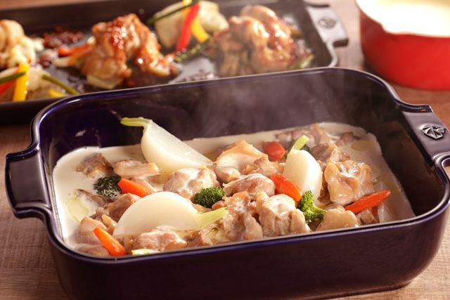 鶏肉とカブラのフリカッセ