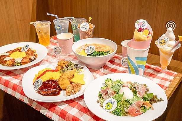 レストラン「ワイルドダイニング」では、たまごっちとコラボしたメニューを提供中