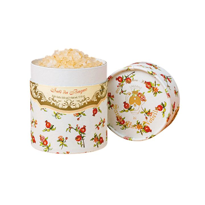 櫻坂46・守屋麗奈「自分へのご褒美ギフトも見つけたいな」 注目しているホリデーギフトコスメは？