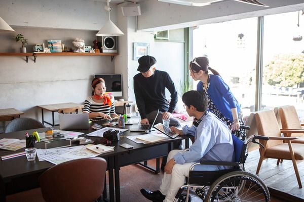 次世代型支援カフェ「恩送りカフェ」が全国展開を目指し、クラウドファンディングで資金募集中