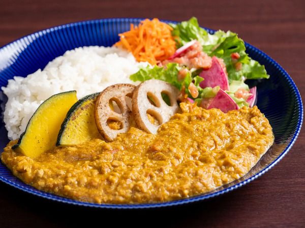 次世代型支援カフェ「恩送りカフェ」が全国展開を目指し、クラウドファンディングで資金募集中