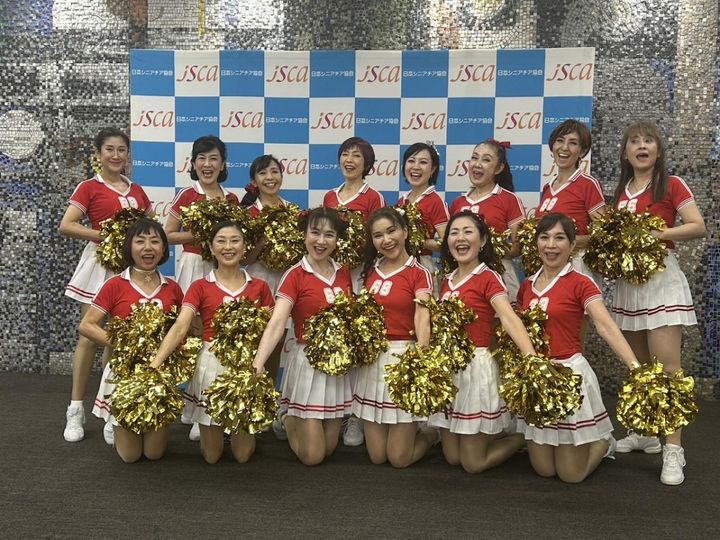 2025年12月に行われた「シニアチアフェスタ2025」。「東京ドリームエンジェルズ」はCheer Spirit 賞を受賞