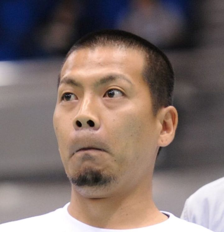 「奇抜なボケ」で人気の2人による新・社会派番組が話題です！