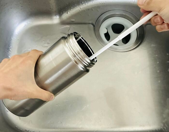 【セリア】考えた人天才！ボトル洗いの名品、感動レベルでした♡「痒いところに手が届く」「ハンドルの形もナイス」