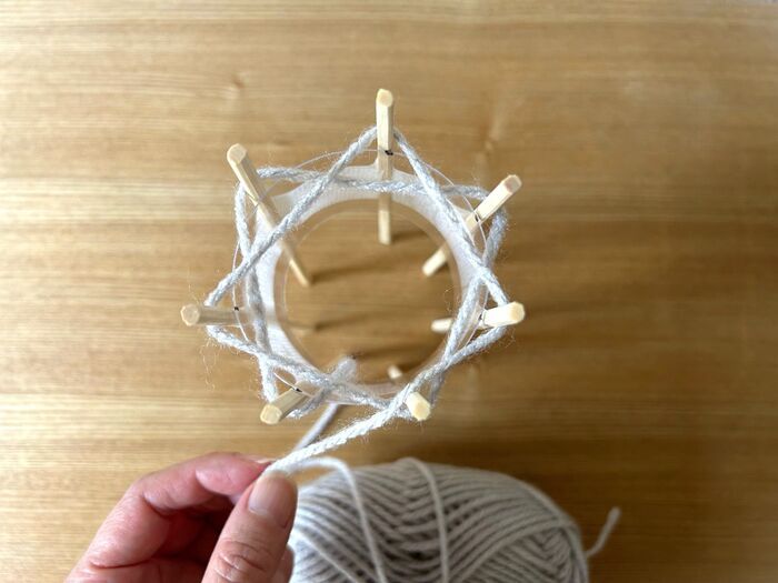 ペットボトル×割りばしで『編み機』ができました♡冬の編み物デビューにもぴったり♪