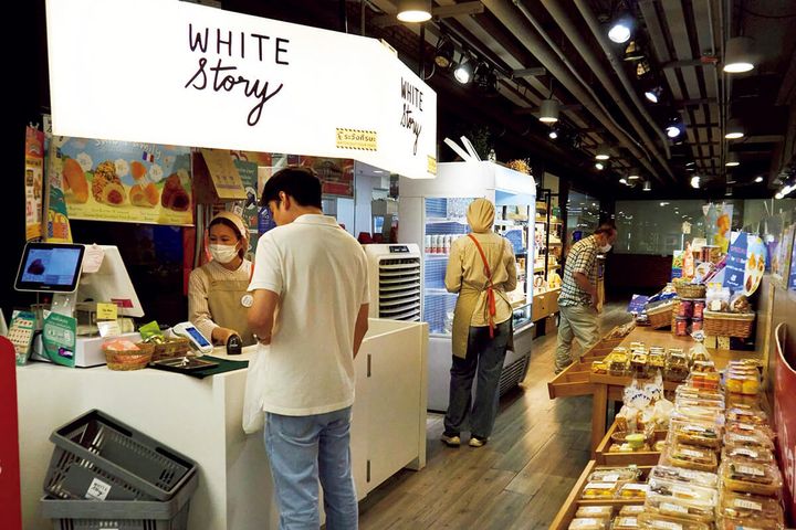 バンコク〈ホワイト・ストーリー ザ・ストリート・ラチャダ〉内観