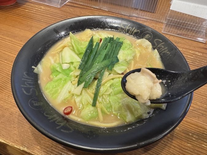 博多らーめん ShinShin 天神本店もつちゃんぽんのもつ