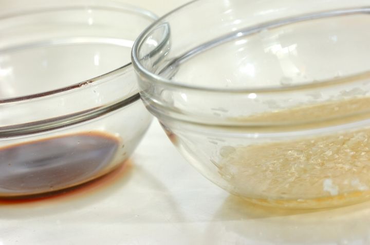 マグロとアボカドのサラダの下準備2