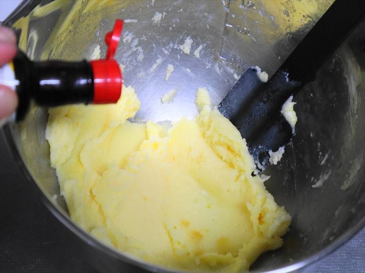 苺と胡桃のクリスマスクッキーバー