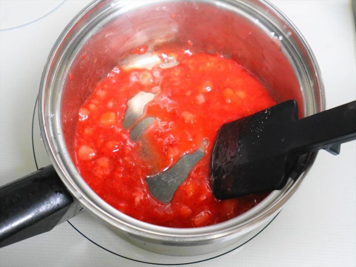 苺と胡桃のクリスマスクッキーバー