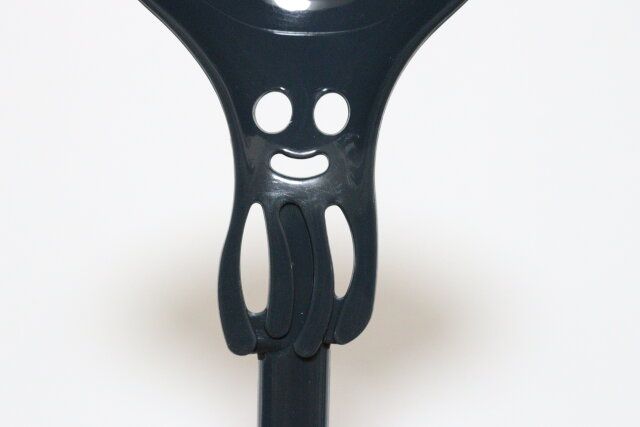 縁がまっすぐなくらげレードル デザイン