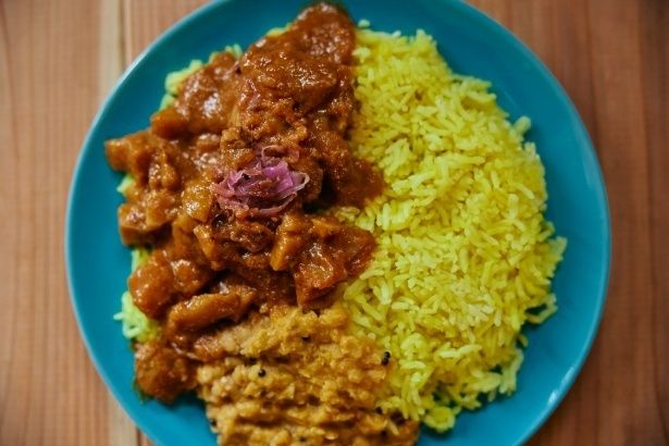 サウナのために開発した特製スパイスカレー