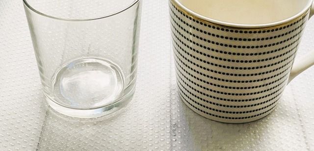 ダイソー すべり止めシート（クリアタイプ）地震対策にも