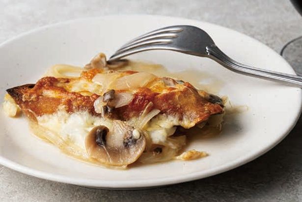 夜更けのバケットグラタン (C)Mako／KADOKAWA