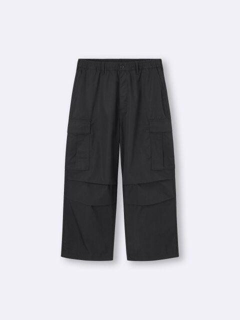 2025gu大人女性おすすめ黒スーパーワイドカーゴパンツ
