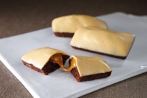 「フィナンシェブロンドキャラメル 10個入」