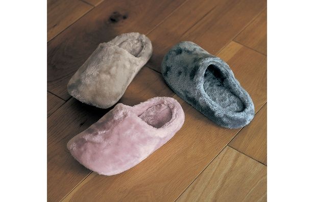 洗えるあったかなめらかなルームシューズ 撮影／布川航太