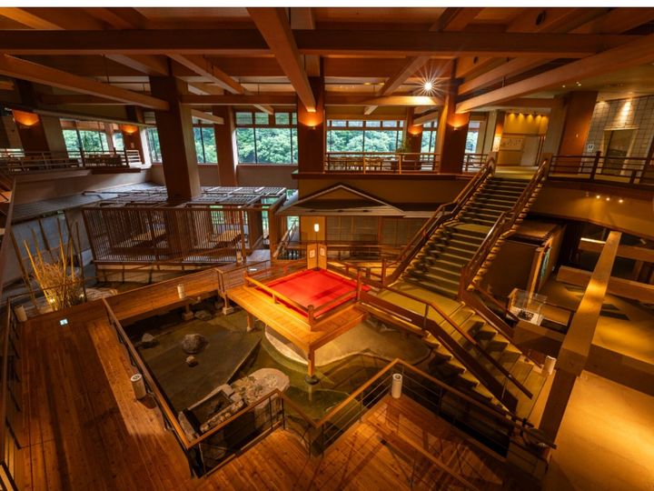 All About ニュース編集部が全国250人を対象に実施した外国人観光客にすすめたい温泉地に関するアンケートの調査結果から、福島県で「外国人観光客にすすめたい温泉地」ランキングを発表！ 2位「会津芦ノ牧温泉」を抑えた1位は？