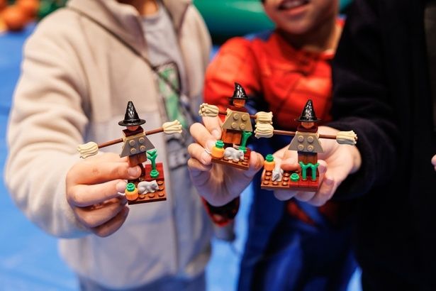 「レゴブロックであそぼう！」では、作った作品の一部は持ち帰りもOK 画像提供=Bリーグ