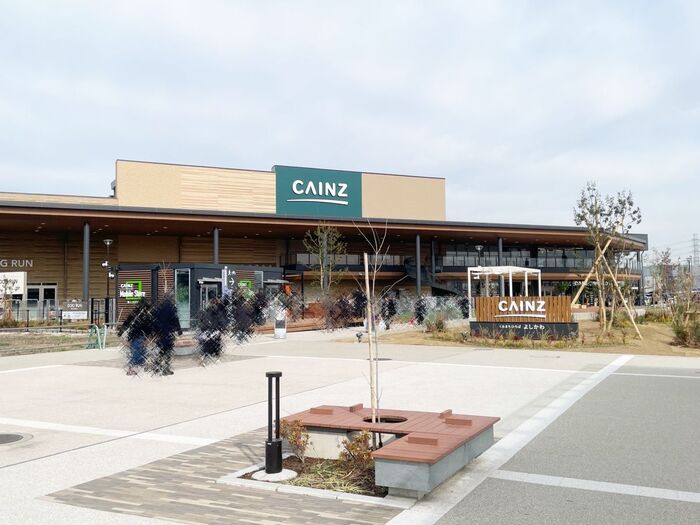 新しいホームセンター、はじまる。ロボット案内に24時間無人店『カインズ 吉川美南店』に未来が来てました！【現地レポ】