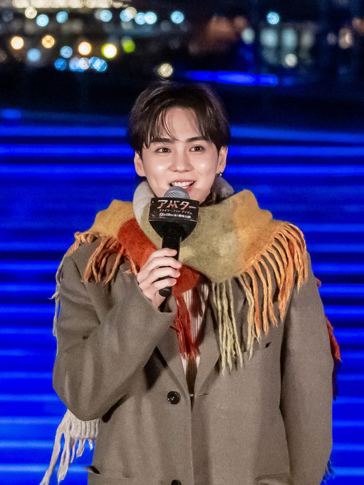 登壇したTHE RAMPAGEの3人