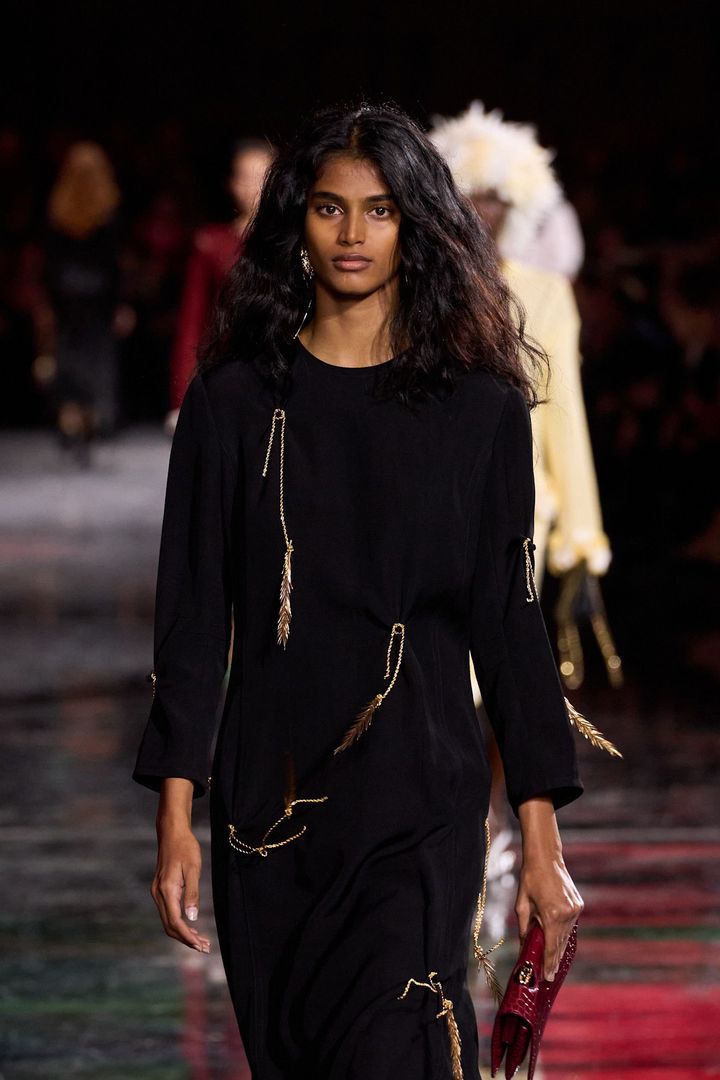 シャネル 2026年春夏コレクションショーより。