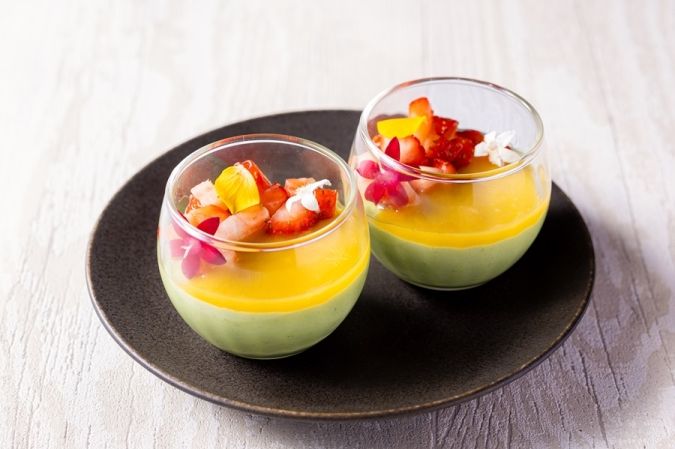 都ホテル博多 ストロベリーアフタヌーンティー いちごと抹茶のムース