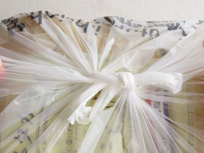 「ゴミ入れ忘れた」を解決！ガチガチに縛っても一瞬で復活→今日から取り入れたい魔法の固結びテク♡