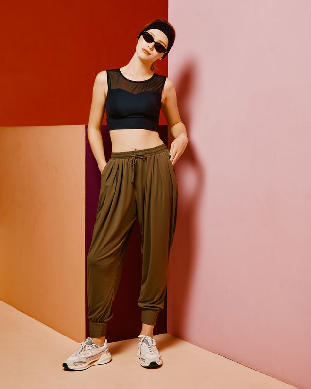 ブラトップ＆タックパンツ