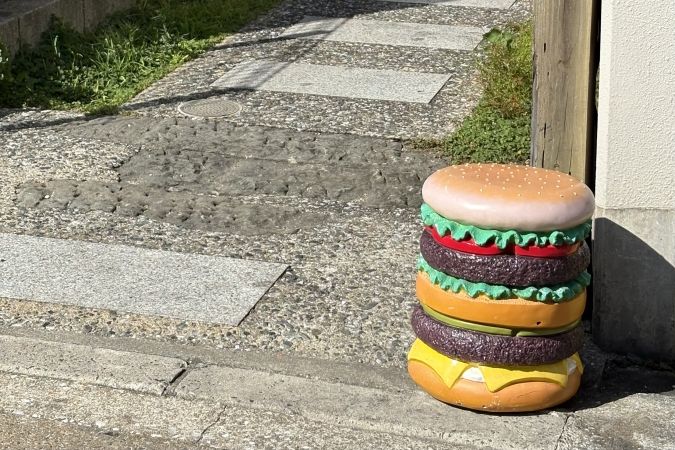 GOONIES BURGER CLUB 目印