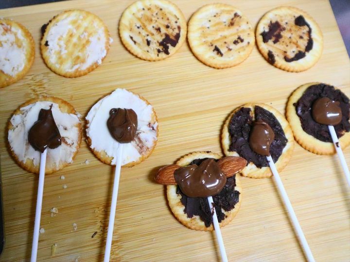 クリスマスのビスケットチョコポップ