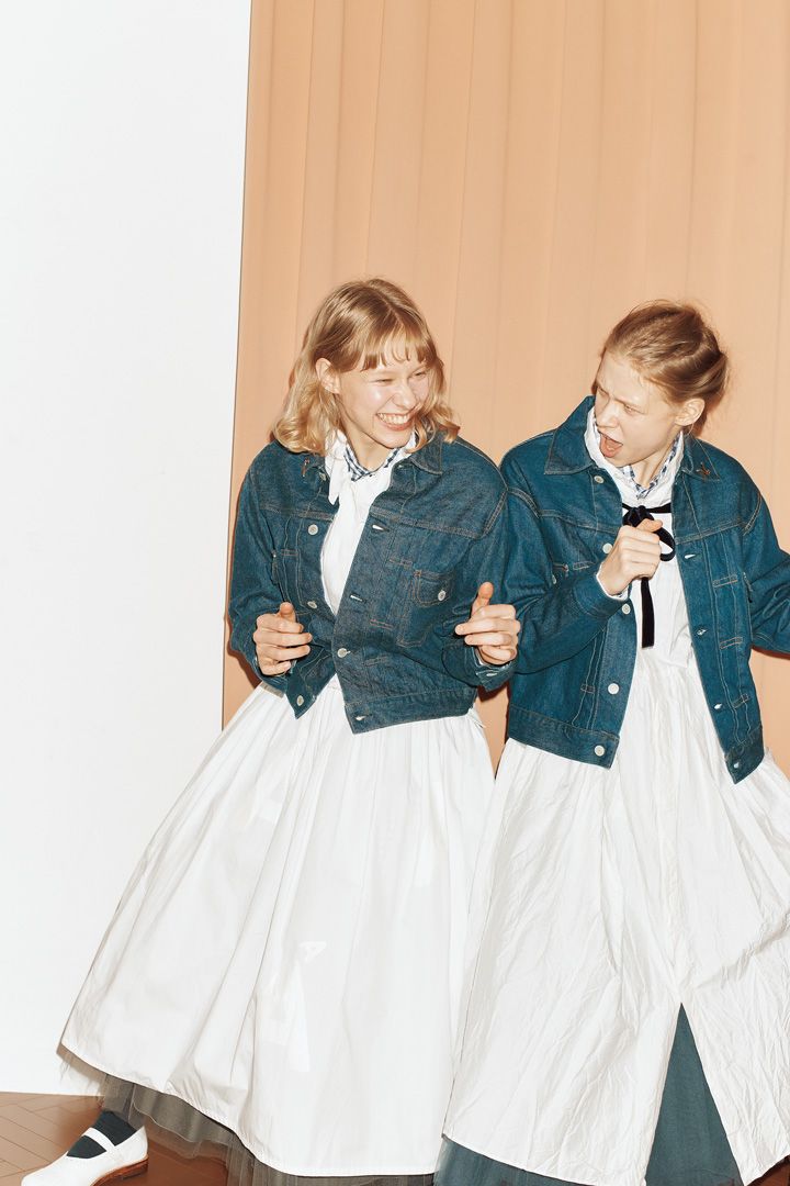 デニムをガーリに着こなしたい！センスの良い双子コーデ6選