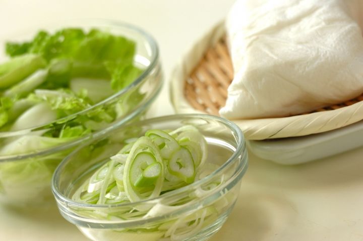 崩し豆腐の野菜あんの下準備1