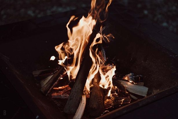 客室で楽しめる焚き火体験 ※画像はイメージ