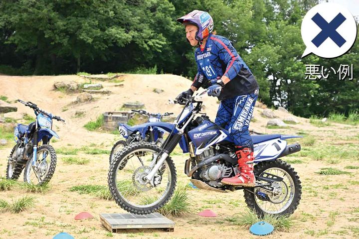 【激坂克服計画：01】トライアンフIAS野崎史高選手のトラテク！【丸太やステアで役立つ2度吹かしをマスターしたい！】