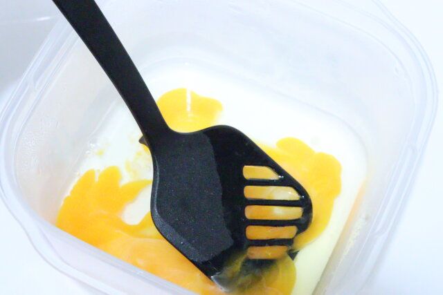 卵焼きターナー 混ぜる